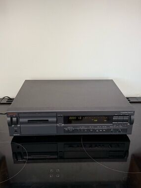 Nakamichi Hi-End Cassette Deck 2 Cassette Player
